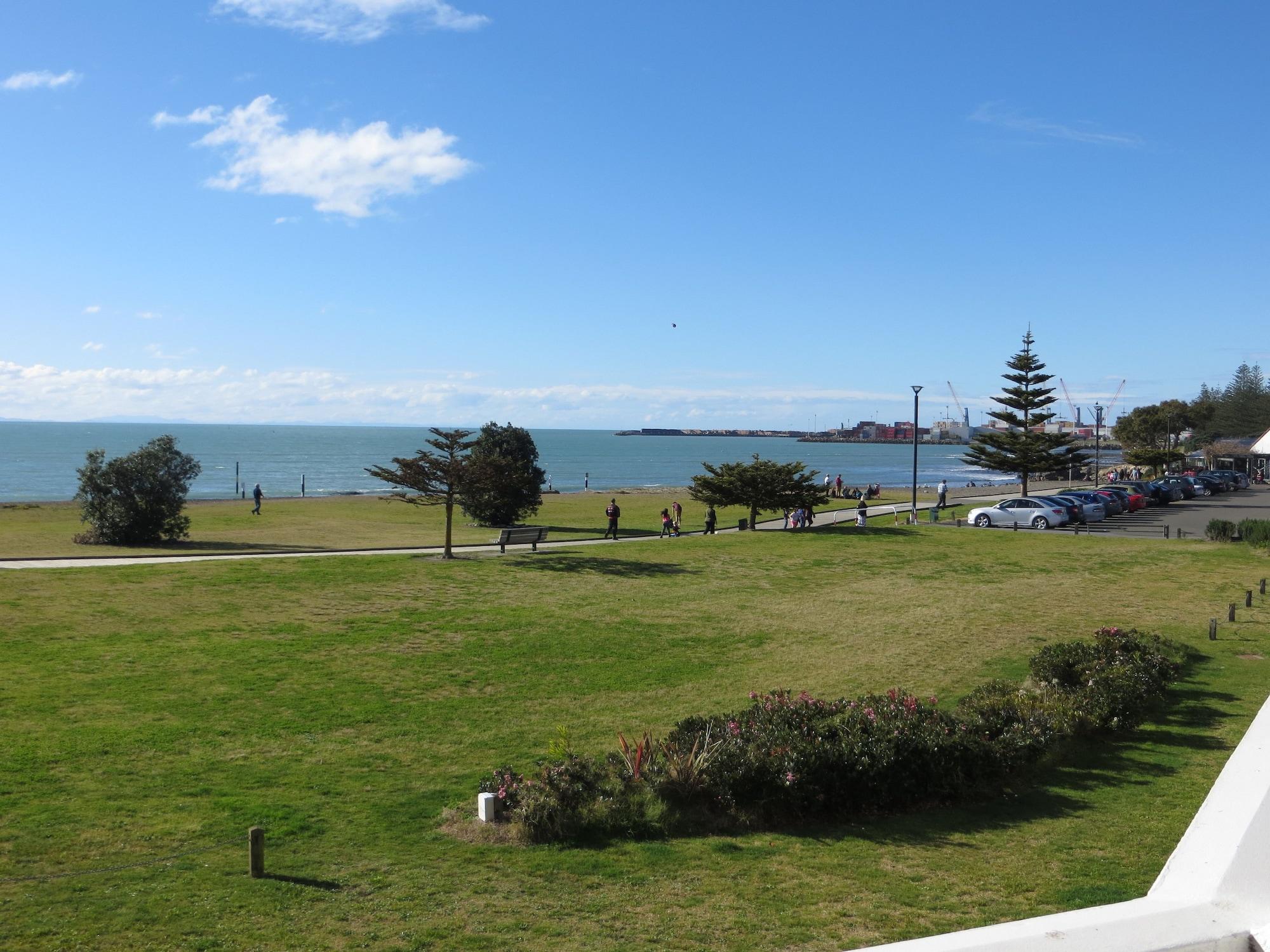 Harbour View Motel On Ahuriri Beach In Napier Nz With Sea View Suites Exterior foto