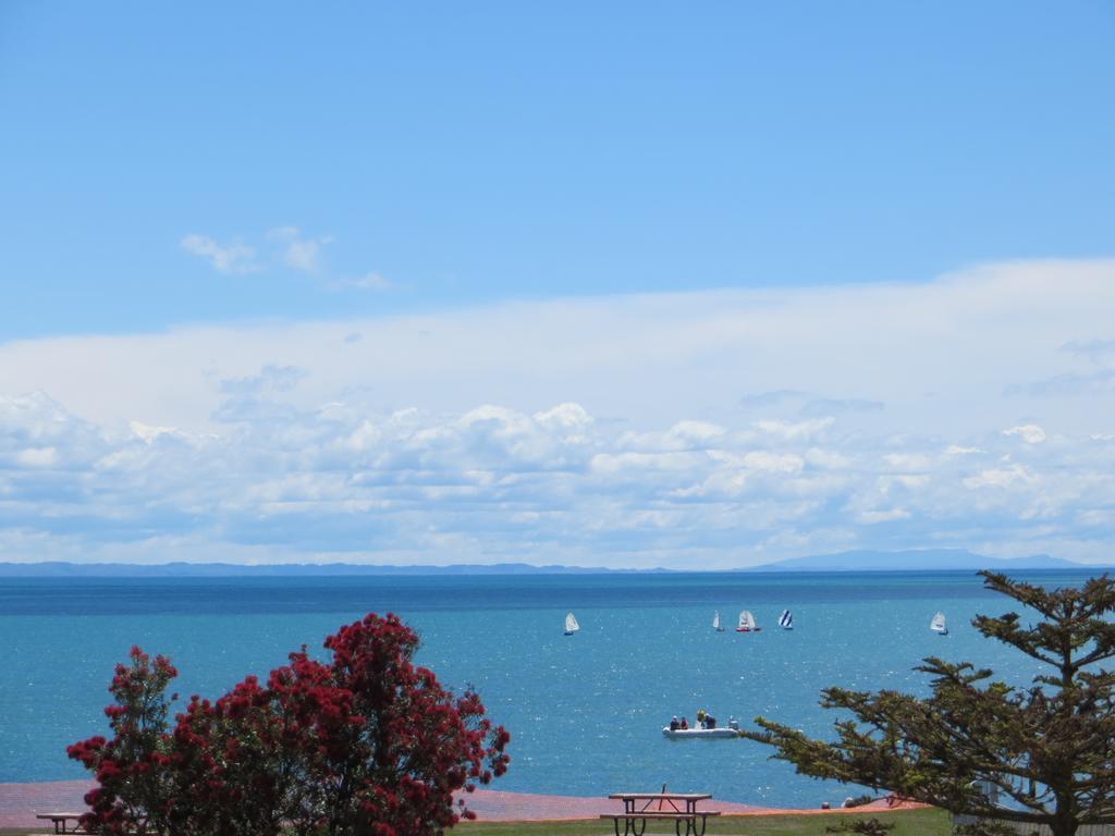 Harbour View Motel On Ahuriri Beach In Napier Nz With Sea View Suites Exterior foto