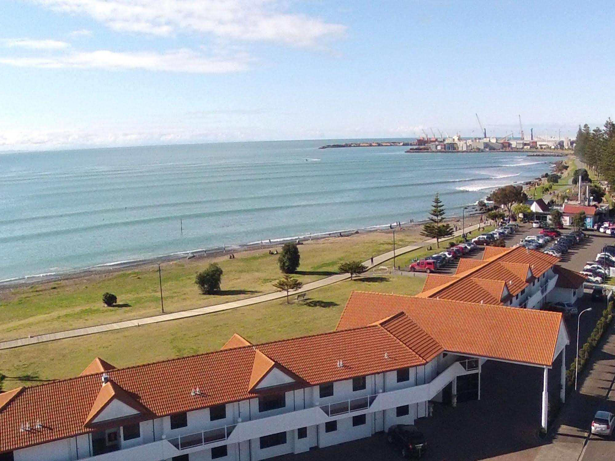 Harbour View Motel On Ahuriri Beach In Napier Nz With Sea View Suites Exterior foto